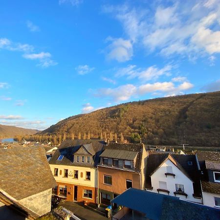 Apartamento Schoene Fewo Moselblick Wlan Netflix Freizeitpark Klotten Exterior foto